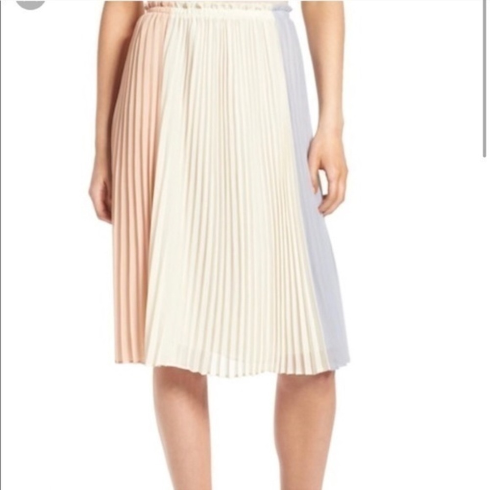 NWT June&Hudson Pleated Pastel Skirt